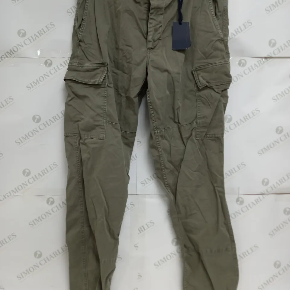 TOMMY CARGOS IN GREENY GREY - SIZE UNSPECIFIED