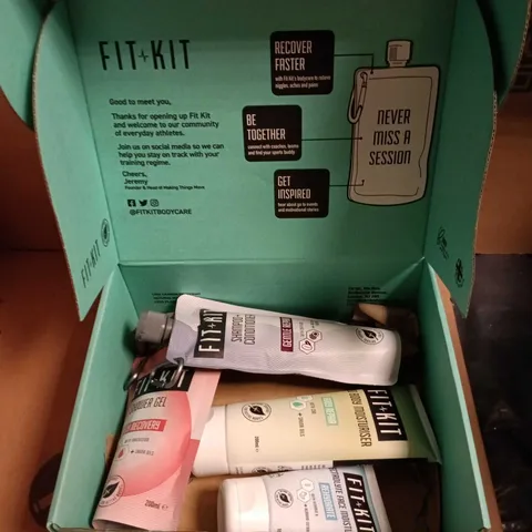 FIT KIT Bodycare Set – Boxed turquoise kit with Shampoo & Conditioner and Moisturiser