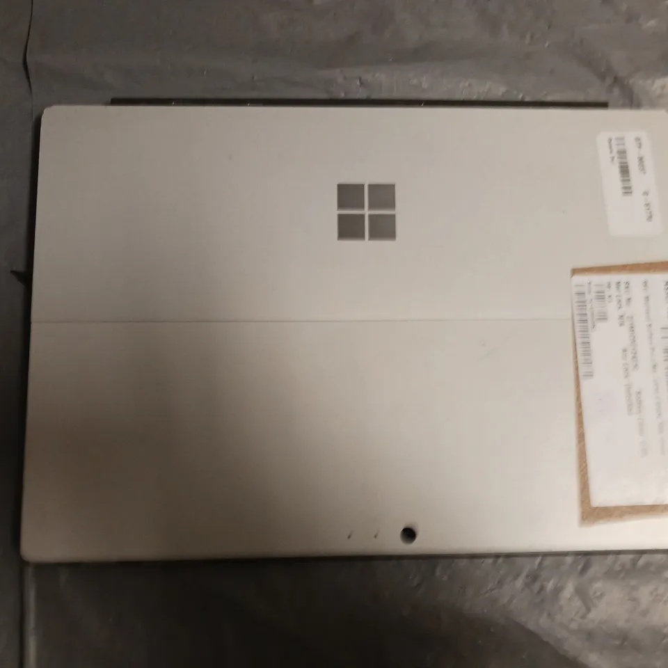 MICROSOFT SURFACE PRO 4 