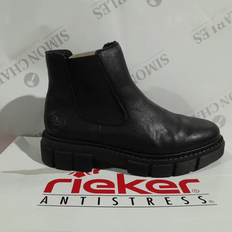 BOXED PAIR OF RIEKER ANTISTRESS CHUNKY ANKLE BOOTS IN BLACK - SIZE 5