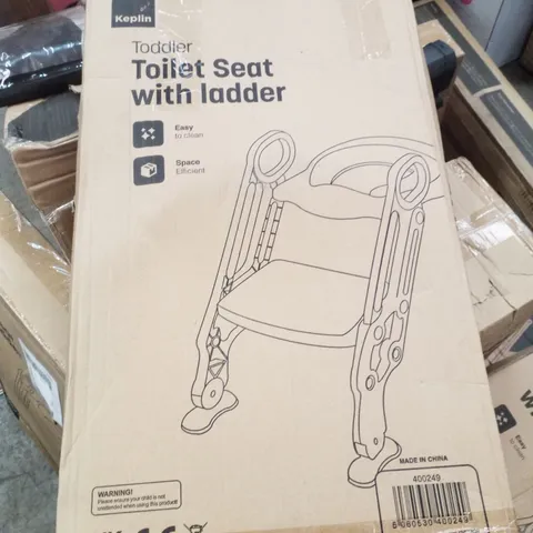 BOXED KEPLIN TODDLER TOILET SEAT WITH LADDER - GREEN & BLUE