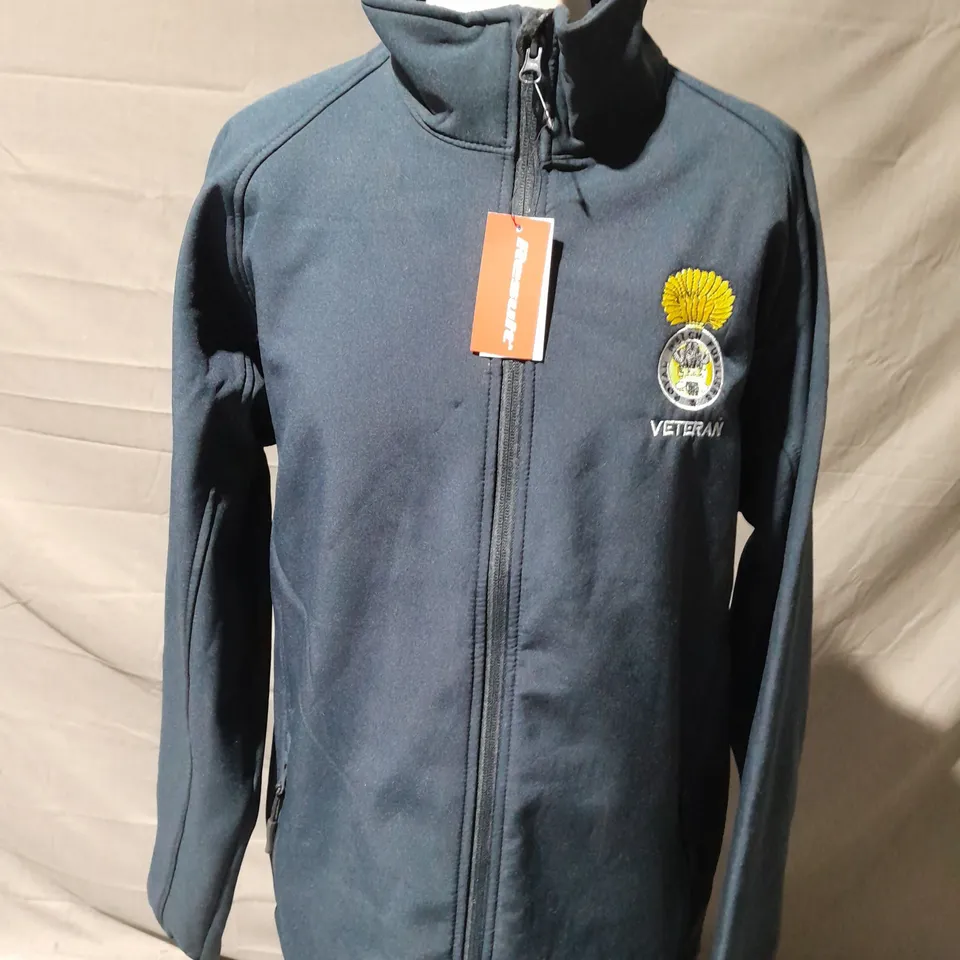 RESULT R231M SOFTSHELL JACKET SIZE MEDIUM 