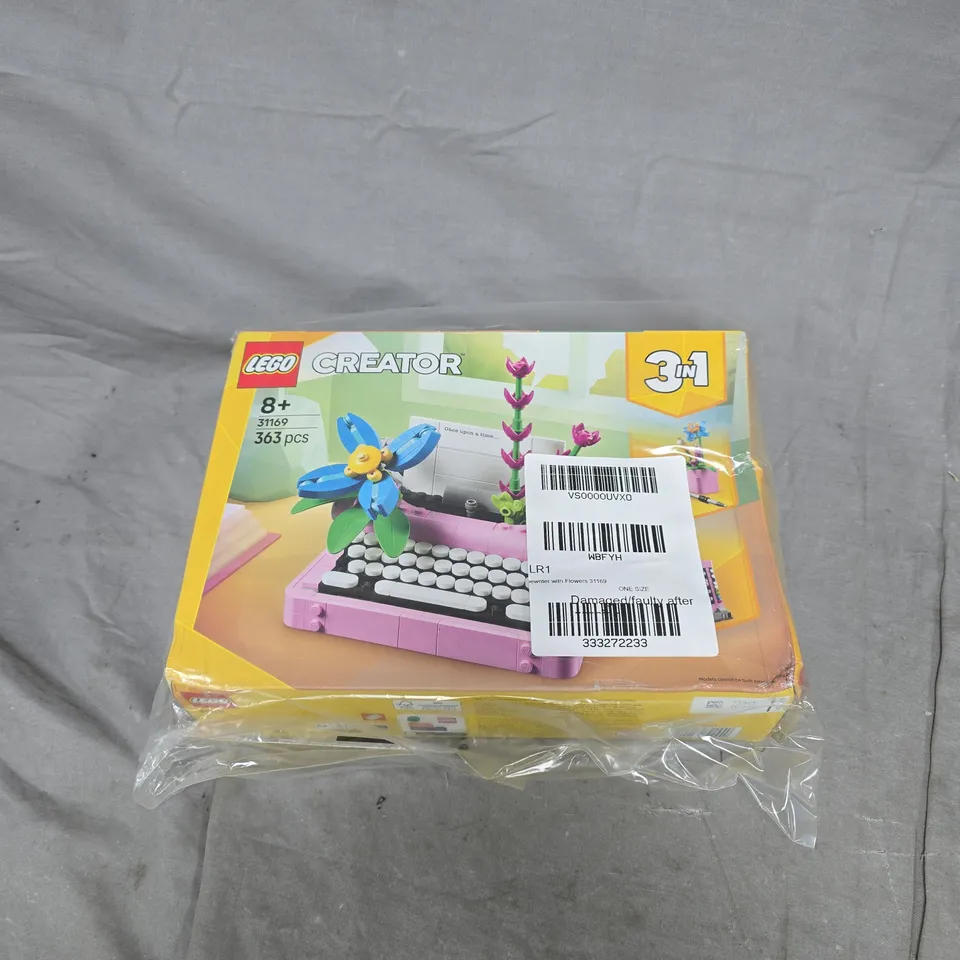 LEGO CREATOR 3 IN 1 TYPEWRITER WITH FLOWERS 363 PIECES, 31169