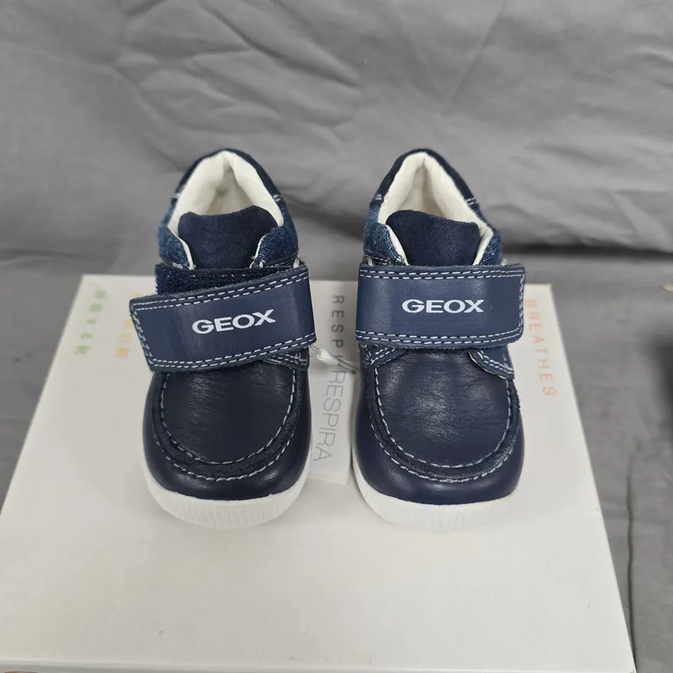 GEOX RESPIRA BABY SHOES – NAVY LEATHER, UK 2.5 (EU 18)