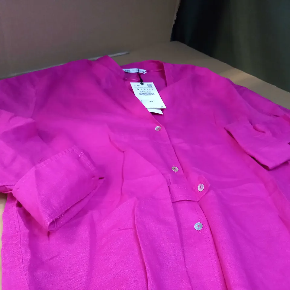 ZARA HOT PINK BUTTON THROUGH SHIRT - SMALL