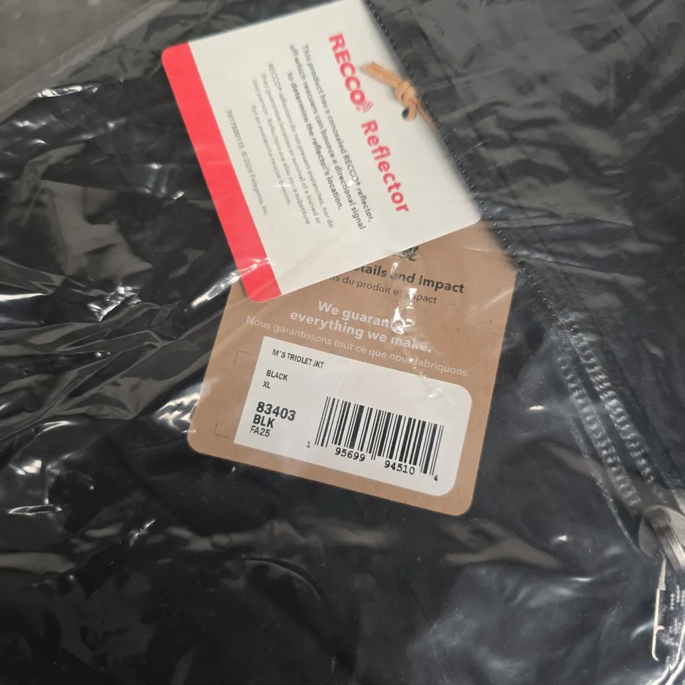 BAGGED PATAGONIA MEN'S TRIOLET BLACK JACKET – XL