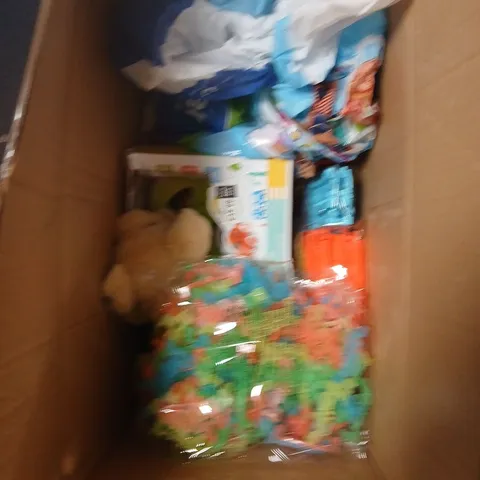 BOX OF APPROXIMATELY 10 ASSORTED TOYS TO INCLUDE: LIGHT AND SOUND DRUM AND GLOW LOOP RACE TRACK 