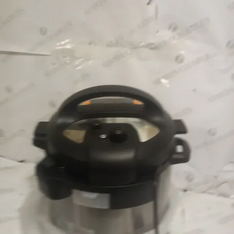 INSTANT POT DUO CRISP AIR FRYER MULTICOOKER