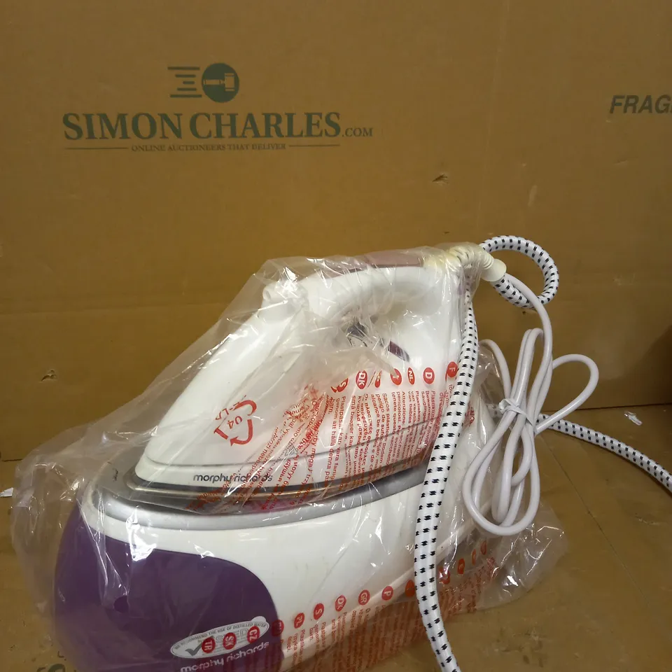 MORPHY RICHARDS JET STEAM GENERATOR IRON 333020 PINK/WHITE