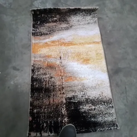 QUALITY DESIGNER AREA RUG - APPROXIMATELY 110X60CM