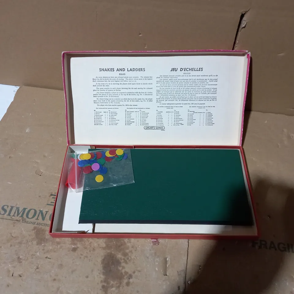BOXED SPEAR'S SNAKES AND LADDERS 