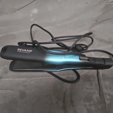 REVAMP PROGLOSS WIDE ULTRA X SHINE CERAMIC HAIR STRAIGHTENER