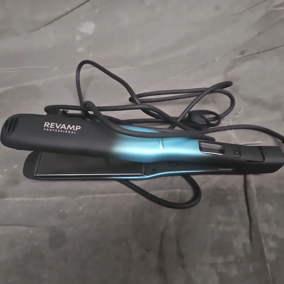 REVAMP PROGLOSS WIDE ULTRA X SHINE CERAMIC HAIR STRAIGHTENER