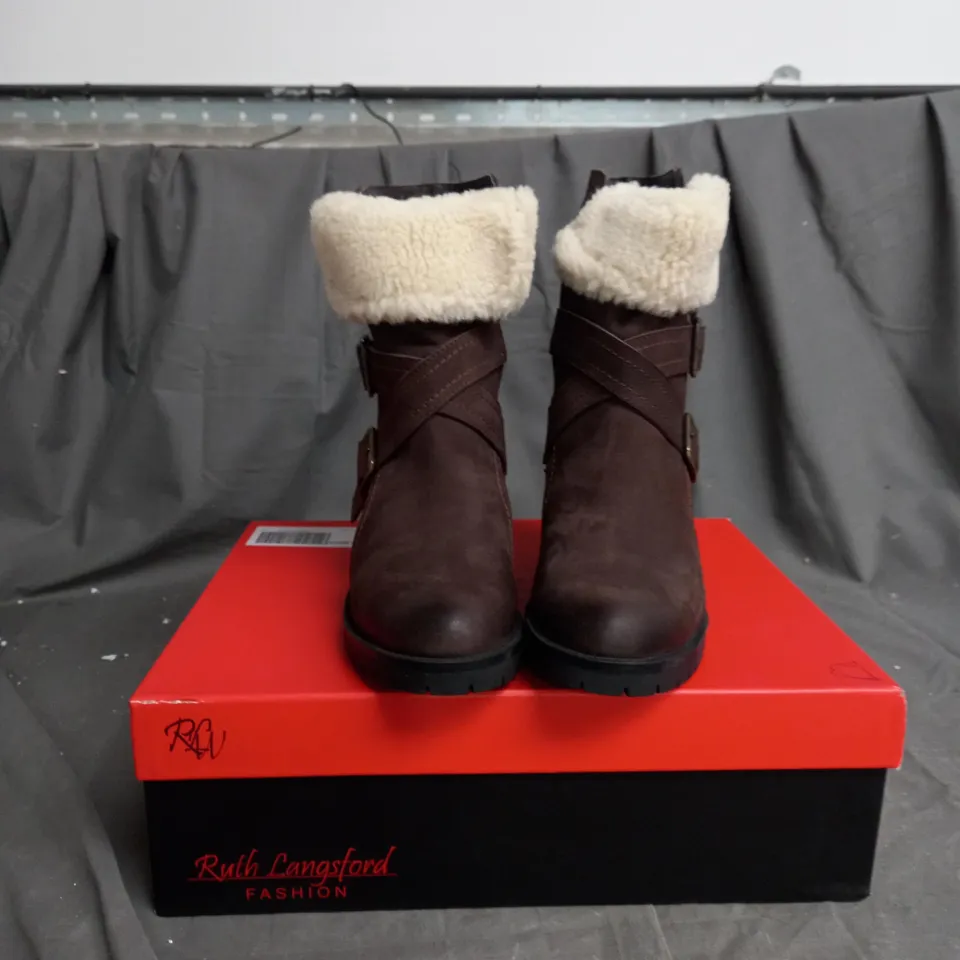 BOXED PAIR OF RUTH LANGSFORD CASUAL BOOTS IN OAK COLOUR - SIZE 4