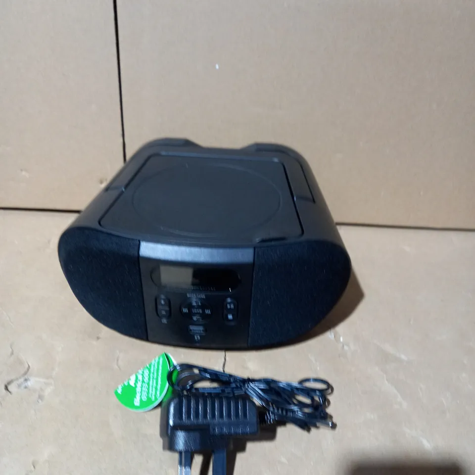 CD BOOMBOX