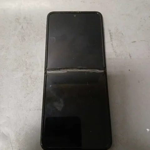 SAMSUNG GALAXY FLIP IN BLACK