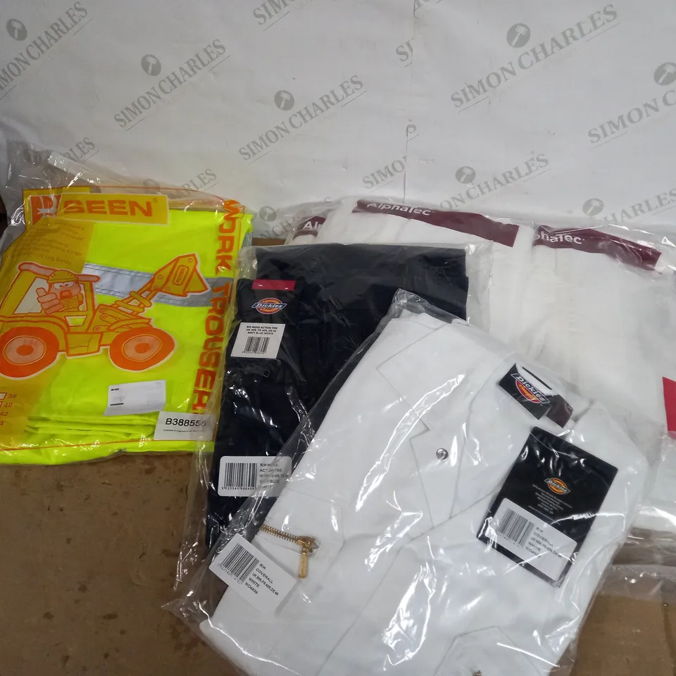 ASSORTED SAFETY WORKWEAR APPROX. 14 ITEMS 