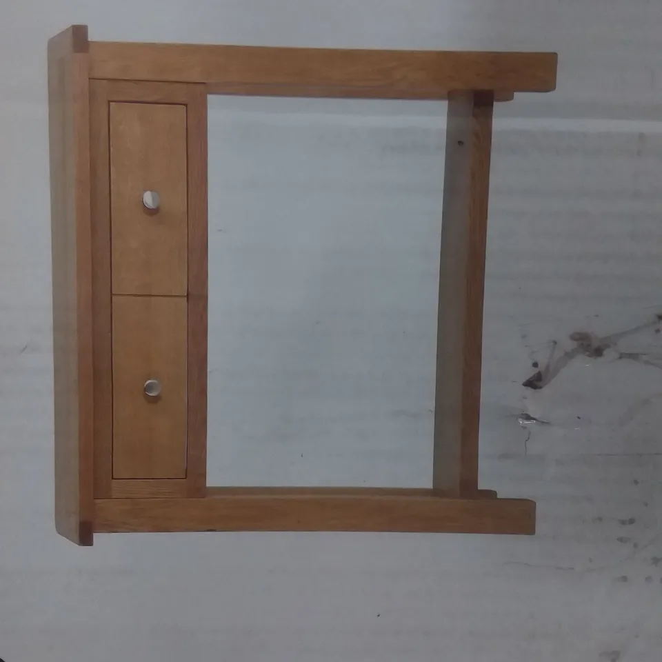 BOXED BROMLEY CONSOLE TABLE IN OAK VENEER - H74 X W80 X D32 CM 
