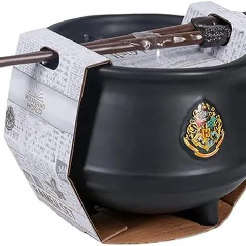 OFFICAL MERCHANDISE HARRY POTTER CAULDRON RAMEN SET - BOXED 