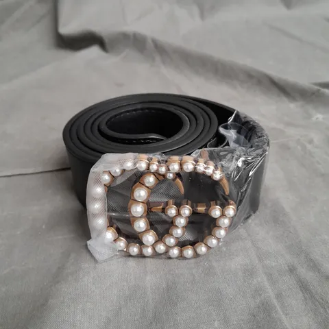 BLACK GUCCI BELT