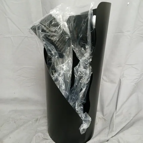 FIREPLACE ACCESSORY KIT IN BLACK