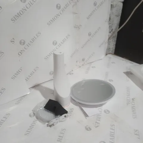 LILY ENGLAND USB MAKEUP MIRROR