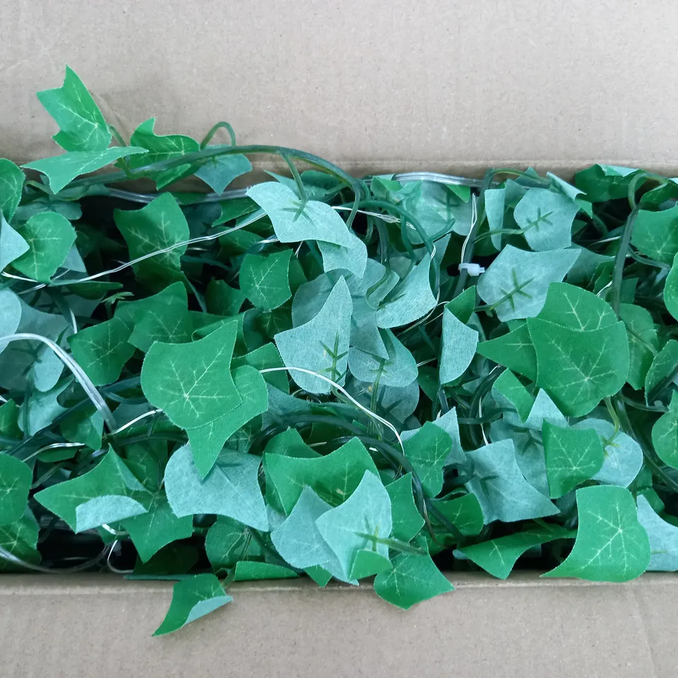 SOLAR POWERED IVY STRING LIGHT