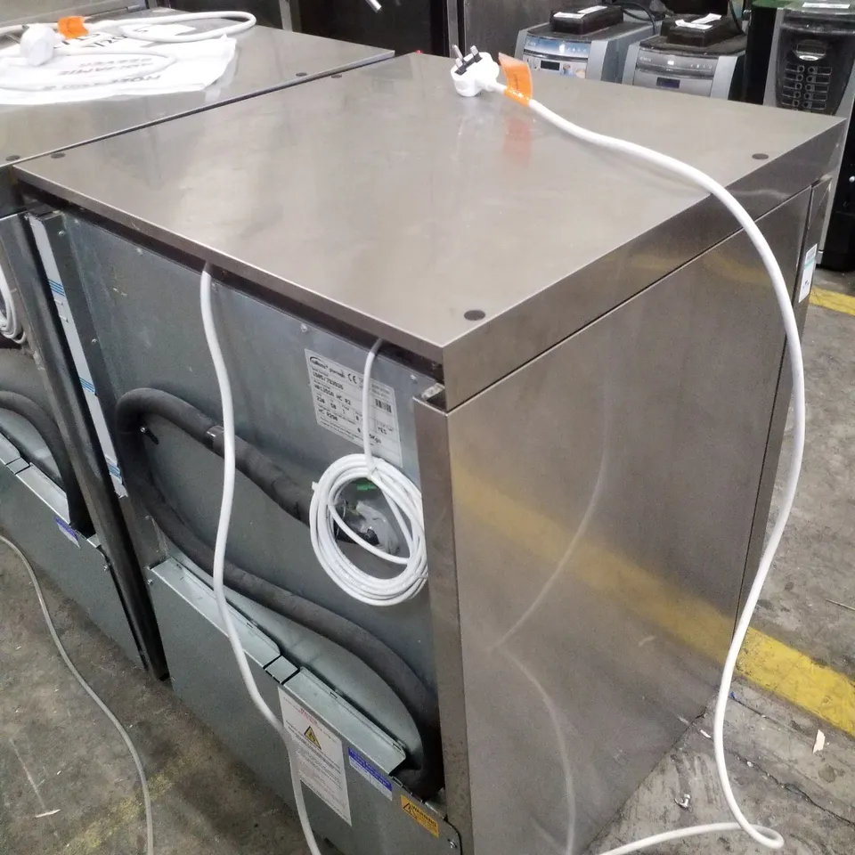 WILLIAMS HA135-SA SINGLE DOOR 135LTR UNDERCOUNTER REFRIGERATOR