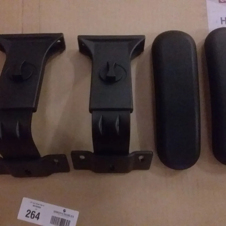 PALLET CONTAINING BUZZ ADJUSTABLE ARMS  IN BLACK 