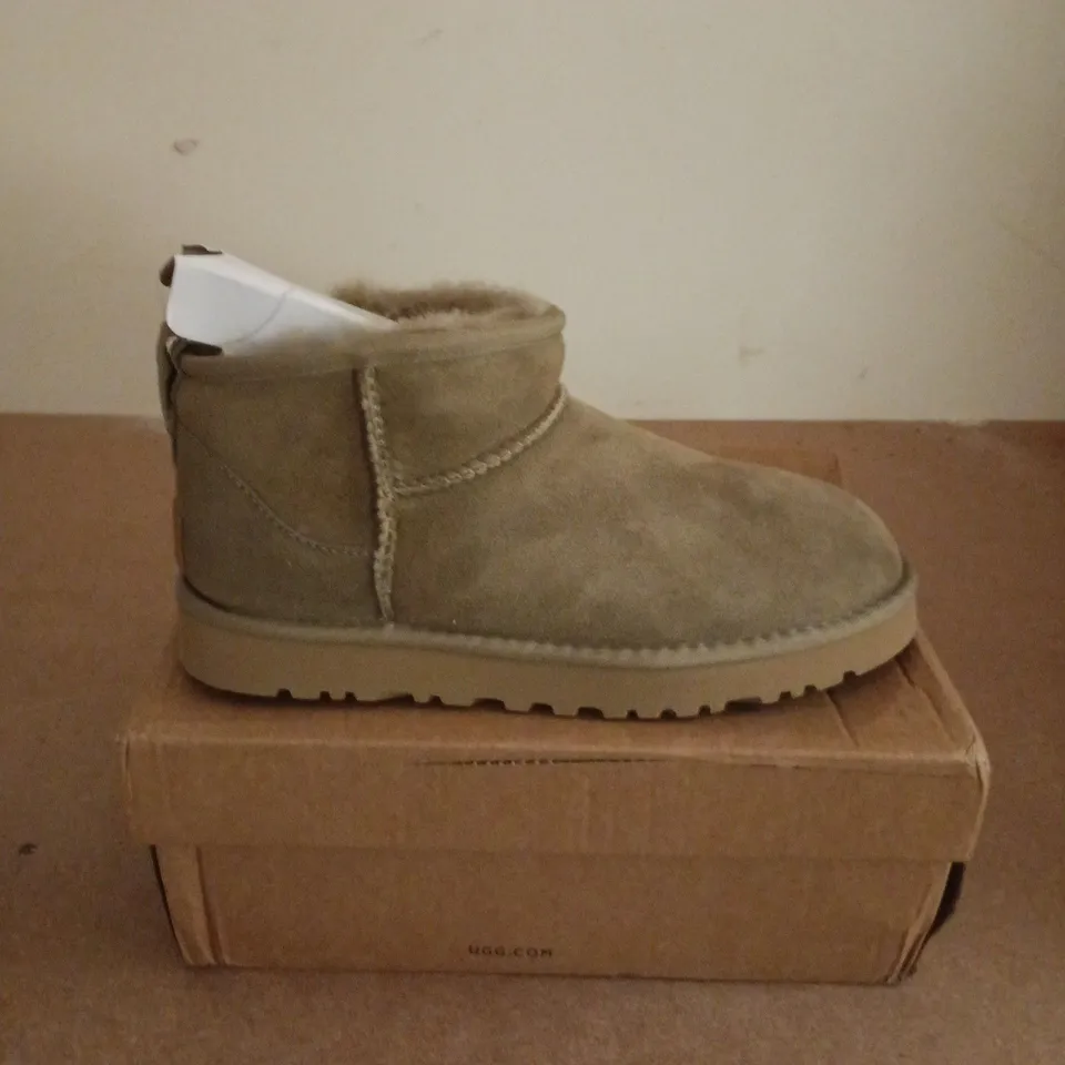 BOXED PAIR OF UGG W CLASSIC ULTRA MINI IN TAN - UK 7