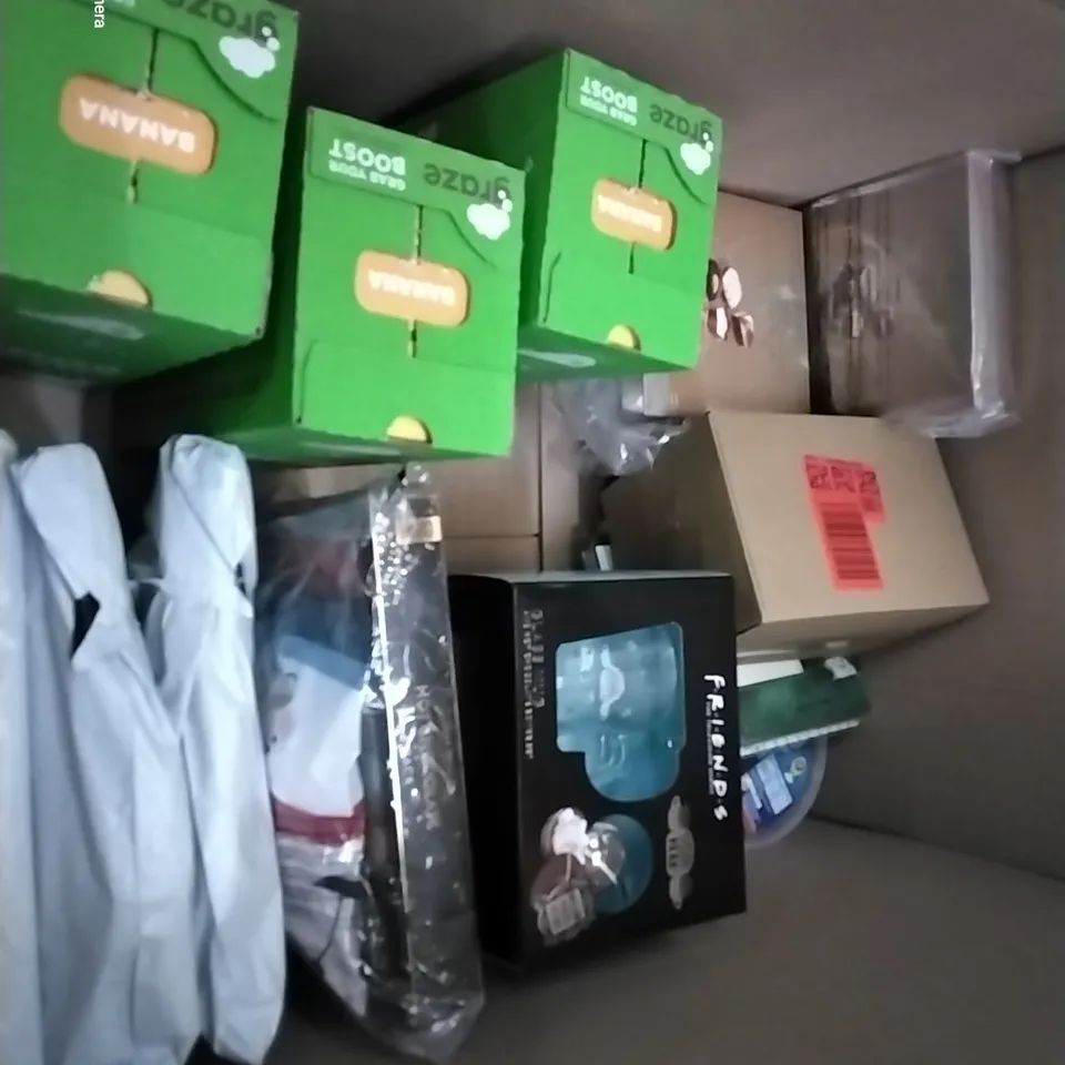 PALLET CONTAINING 6 BOXES OF ASSORTED HOUSEHOLD ITEMS TO INCLUDE COMBINATION PADLOCKS AND COCAO SETS