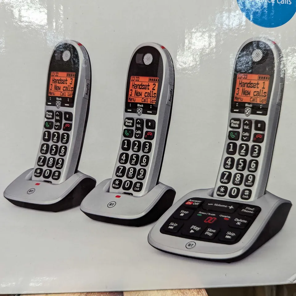 BOXED BT BT4600 BIG BUTTON LANDLINE (3 HANDSETS) 