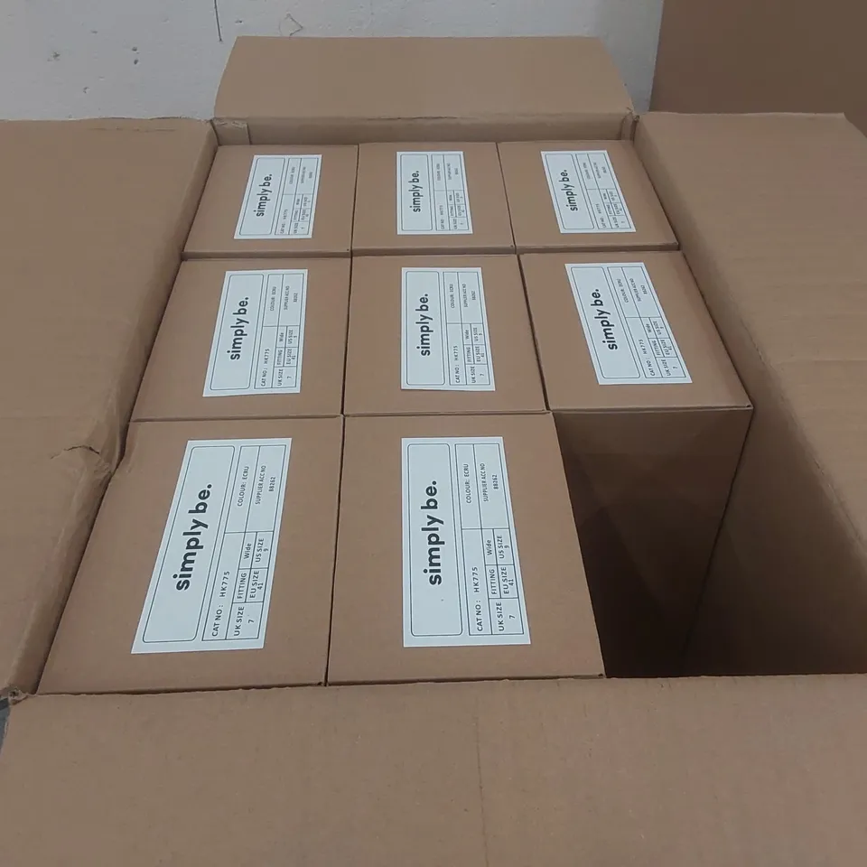 BOX CONTAINING APPROXIMATELY 7x BRAND NEW SIMPLY BE ECRU BROOKE WIDE SHOES - SIZE 7