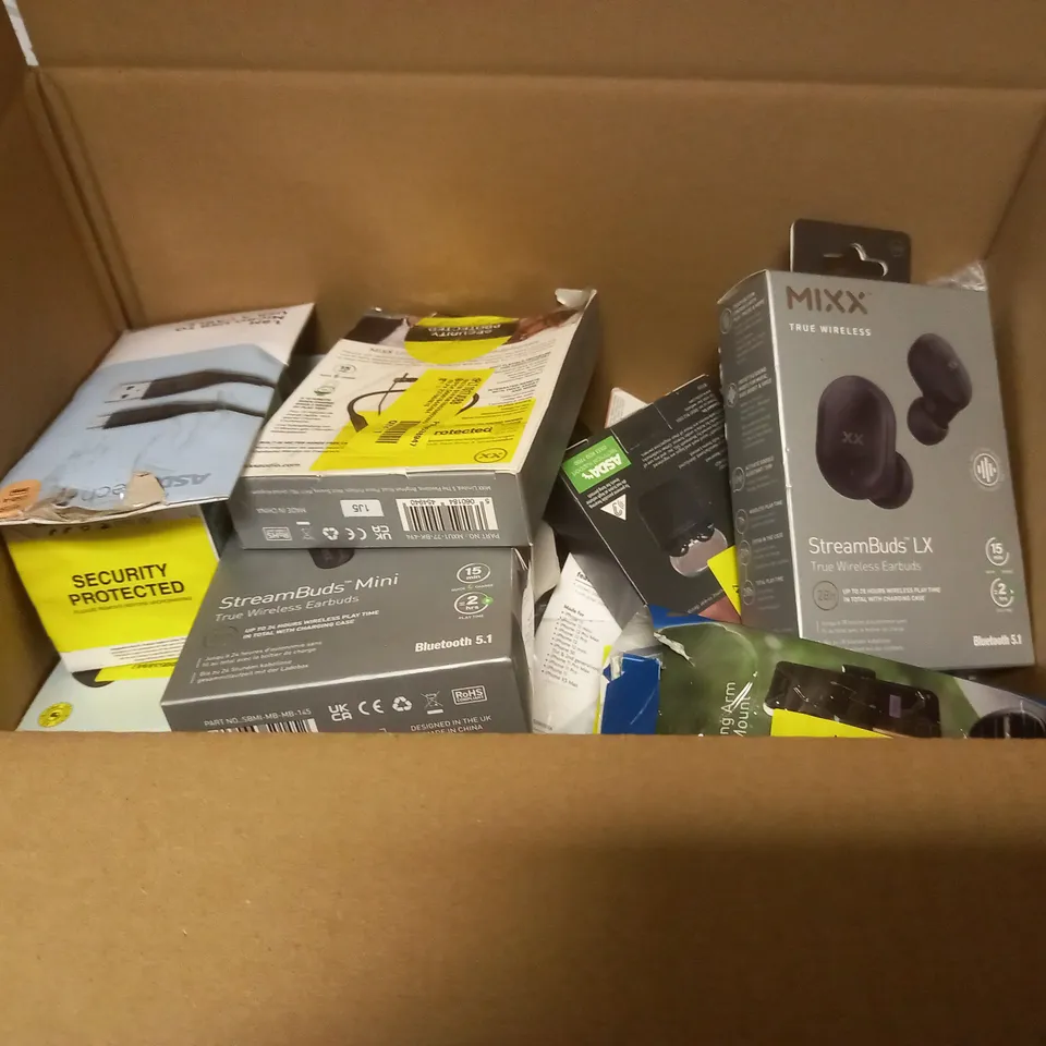 BOX TO CONTAIN APPROX. 20 X ASSORTED ELECTRONIC & TECH GOODS, INCLUDES EARPHONES, COMPUTER MOUSE, CHARGING CABLES ETC 
