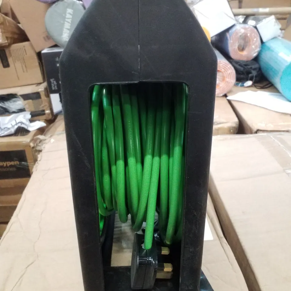 DESIRE TECH 4 SOCKET CABLE REEL