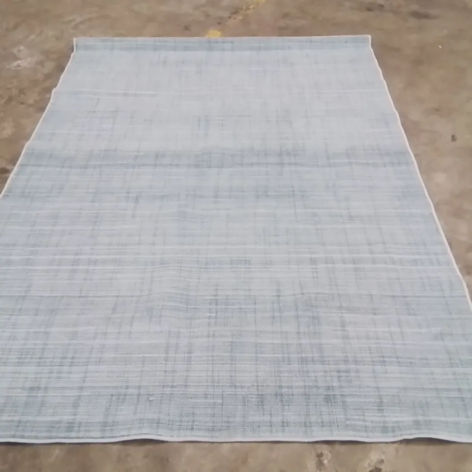 QUALITY DESIGNER AREA RUG - APPROXIMATELY 230X160CM