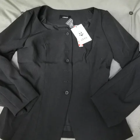 CIDER SCOOP NECK FITTED BLAZER IN BLACK SIZE MEDIUM