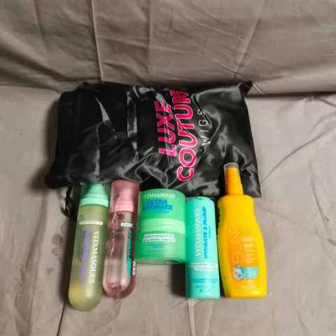 APPROXIMATEY 20 ASSORTED HEALTH AND BEAUTY PRODUCTS TO INCLUDE - WIG - VITAMASQUES HYDRATE & PLUMP SERUM - AVON KIDS SUN SPRAY - ETC