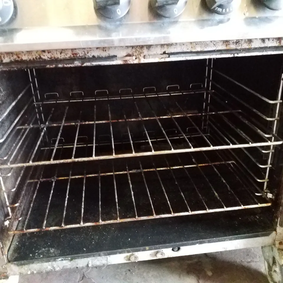 MOORWOOD VULCAN 6 BURNER GAS COOKER OVEN