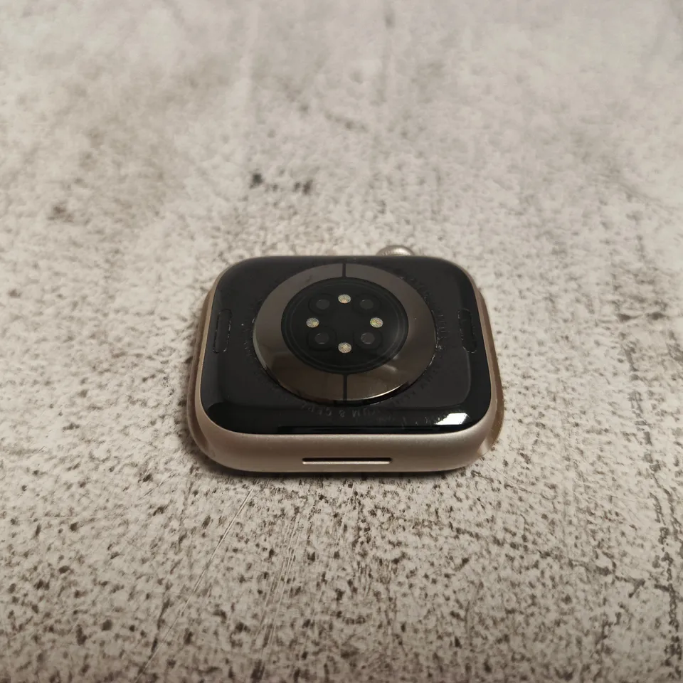 APPLE WATCH SERIES 8 - A2775