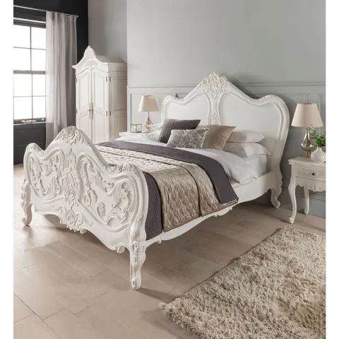 BRAND NEW BOXED HOMES DIRECT 365 EMMANUEL WHITE ANTIQUE STYLE BED KING (4 BOXES)