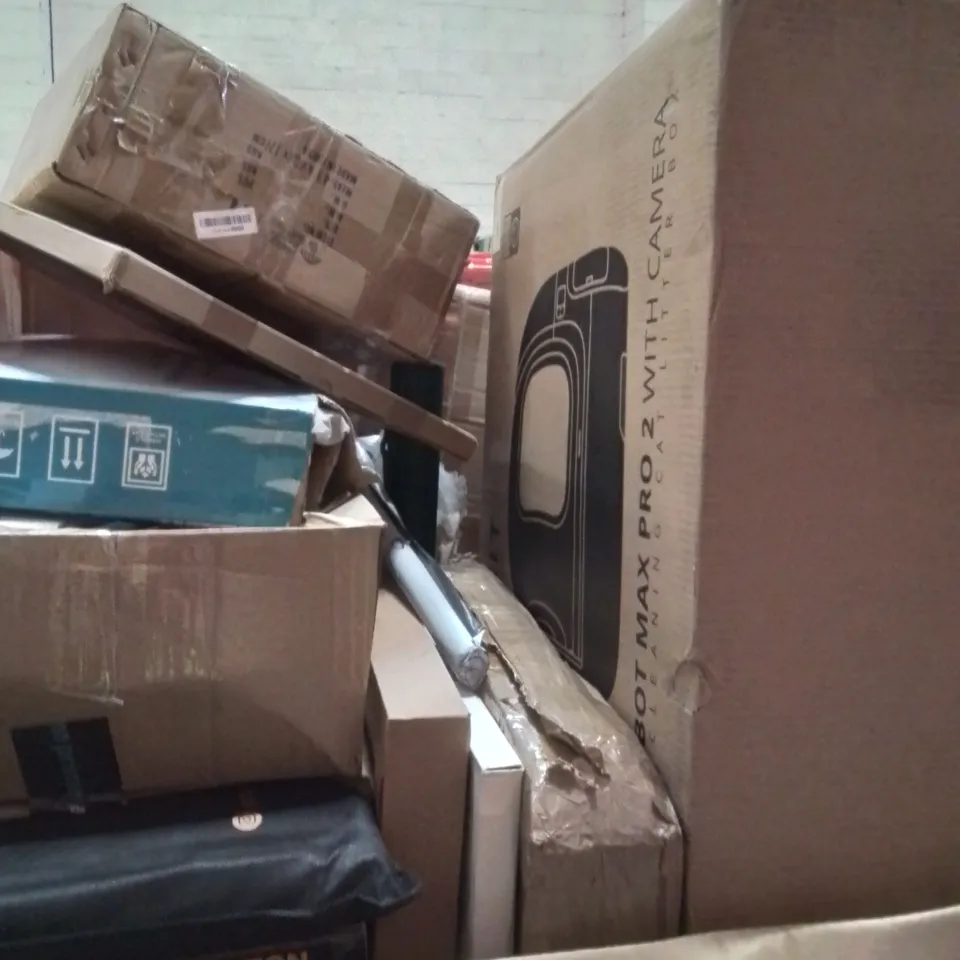 PALLET OF ASSORTED HOUSEHOLD GOODS AND PRODUCTS TO INCLUDE; DELL MONITOR,SELF CLEANING CAT LITTER BOX, SAFE DARTS SET,LED LIGHTS,VIBRATION PLATE AND OTHER ASSORTED ITEMS...