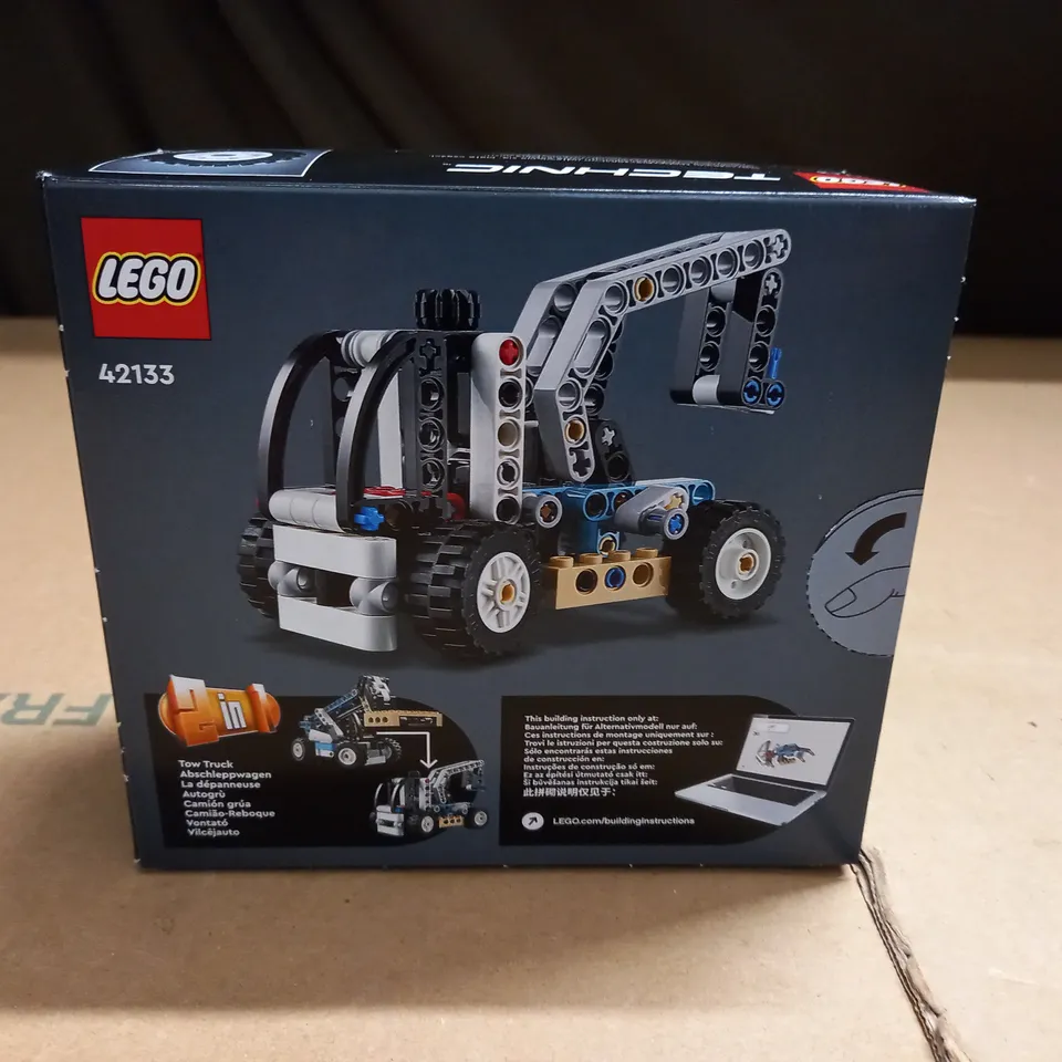 BRAND NEW LEGO TECHNIC 42133 TELEHANDLER