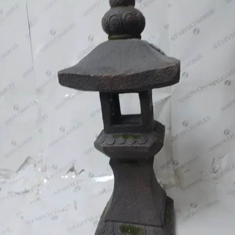 BOXED ORIENTAL GARDEN ORNAMENT 
