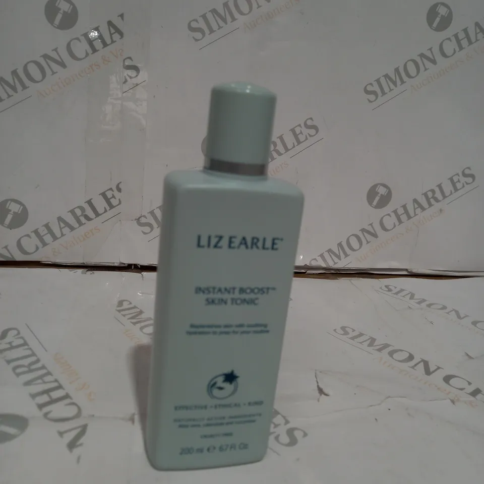 LIZ EARLE INSTANT BOOST SKIN TONIC - 200ML