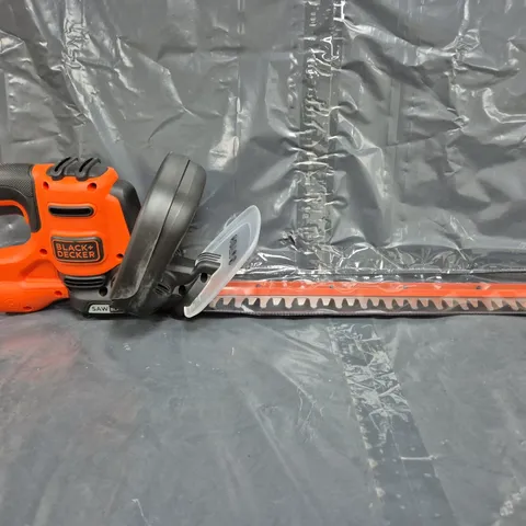 BLACK AND DECKER 500-WATT HEDGE TRIMMER - COLLECTION ONLY