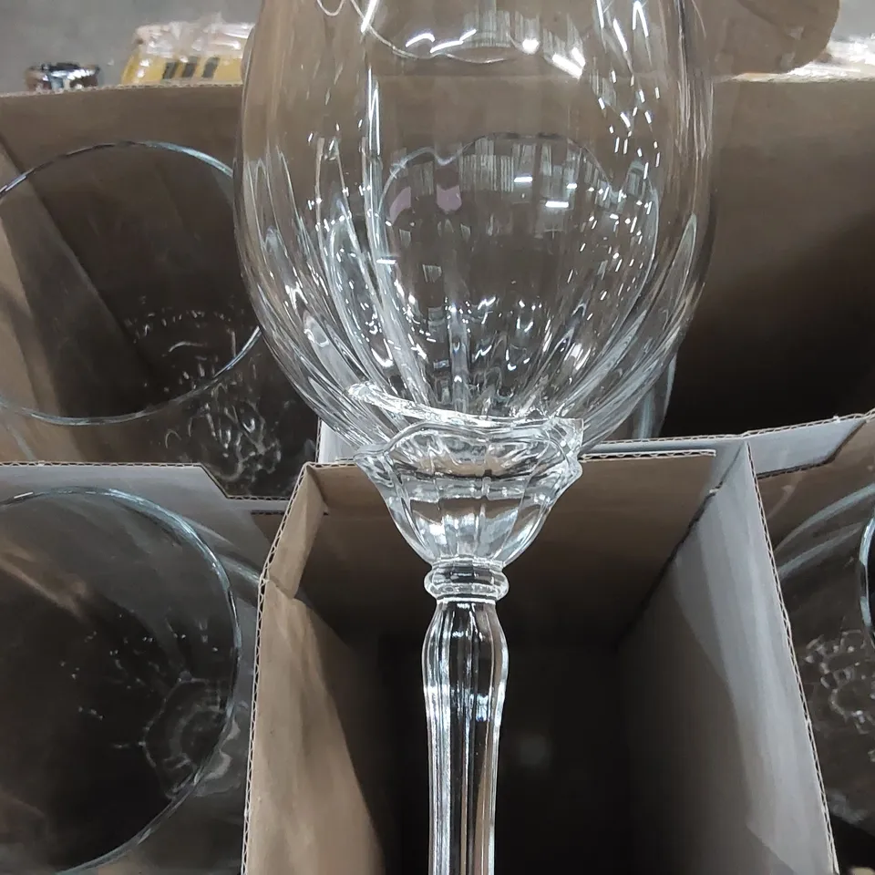 BOXED SET OF 4x FLORIAN BORMIOLI ROCCO WHITE WINE GLASSES - 53.5CL (1 BOX)