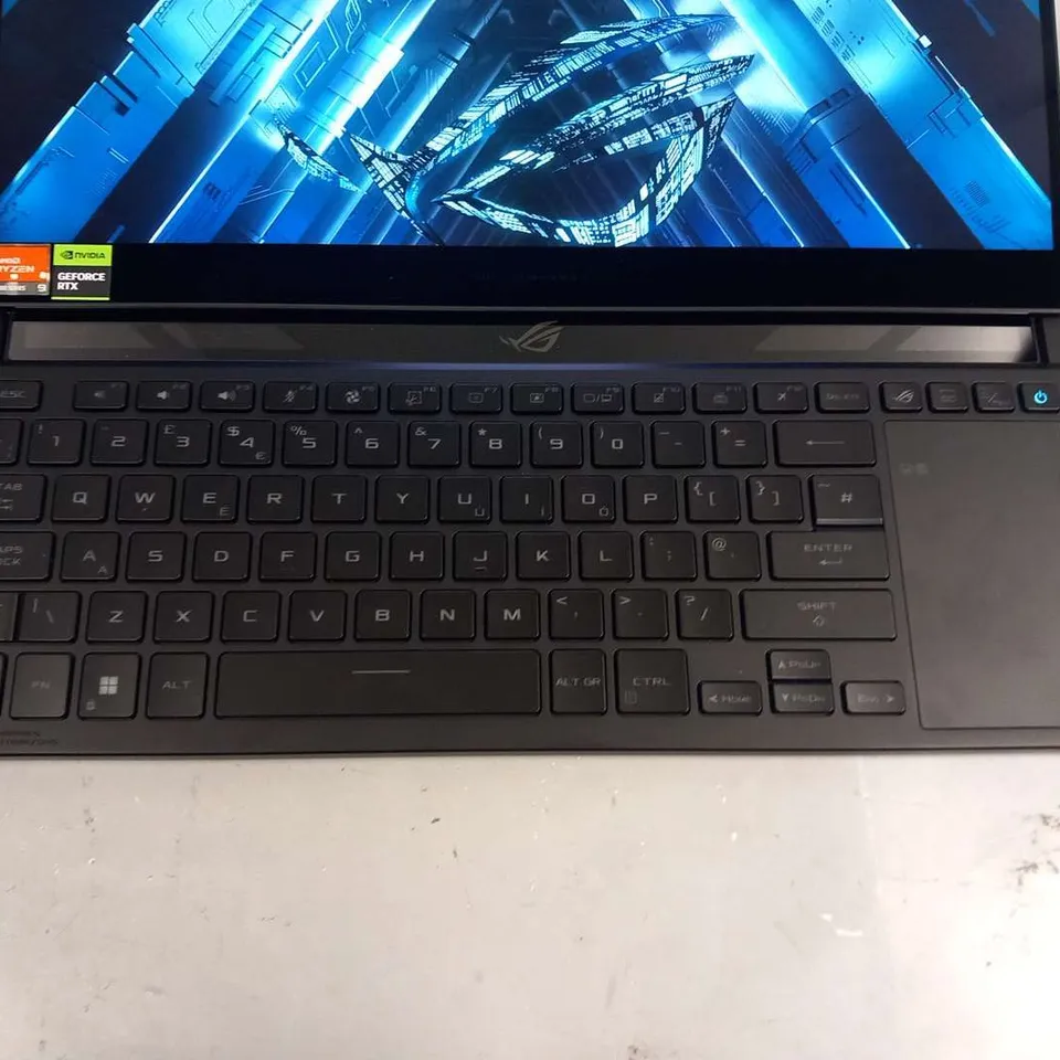 BOXED ASUS REPUBLIC OF GAMERS ZEPHYRUS DUO GAMING LAPTOP GX650P NOTEBOOK PC