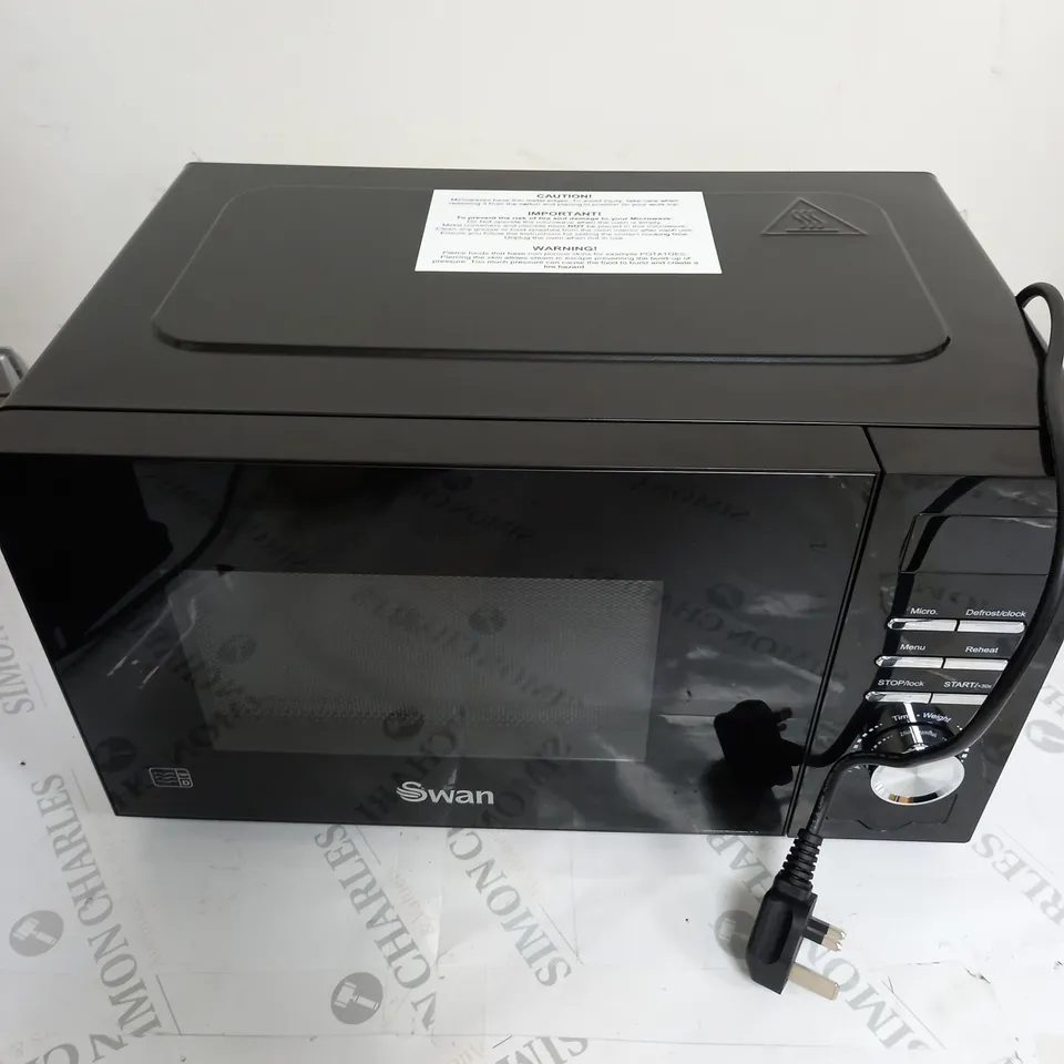 SWAN 20L 700W DIGITAL MICROWAVE RRP £64