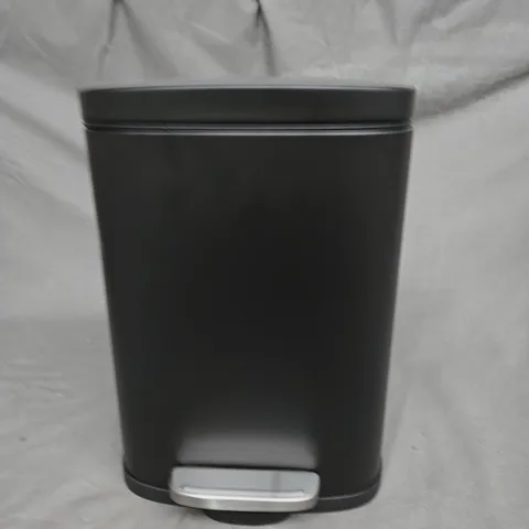 HABITAT SLOW CLOSE PEDAL BIN